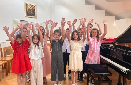 Učenici prvog razreda osnovne škole - završni koncert