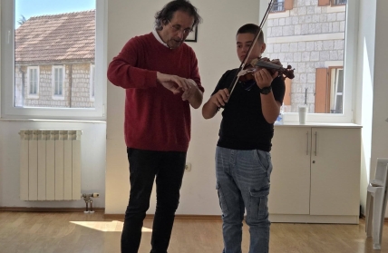 Seminar za violinu i violu, gost prof. Volodja Balzalorsky