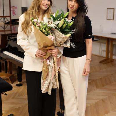 493356491 1218124143433534 6917434634034663265 N