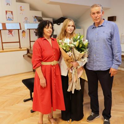 495371409 1218124060100209 3888090240761496240 N