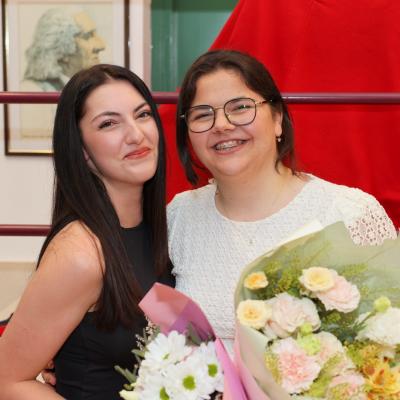 508533633 1218806856698596 7904019213389503060 N