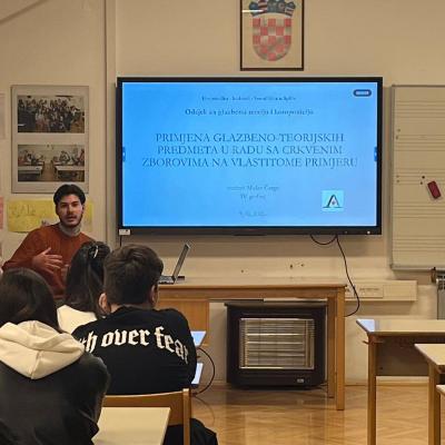 488741868 1147256443865532 3329526153575408696 N