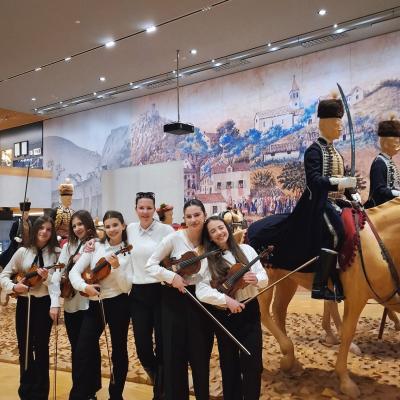 Pjesničko-glazbena večer 