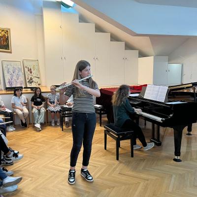 482216127 1126129775978199 5437537228642590787 N