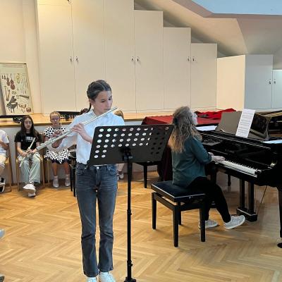 482227758 1126130105978166 2707750708597169996 N