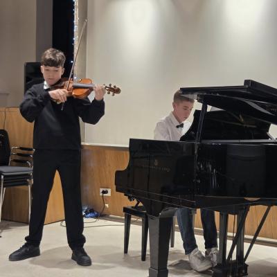 600943468 1346679260589915 375250438910859047 N