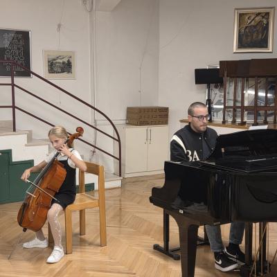 579301596 1317745786816596 3013008249859852991 N